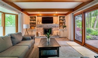 20 Dan Troy Dr, Amherst, NY 14221