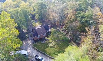 13 Hemlock Ave, Andover, NJ 07860