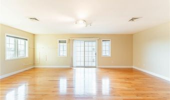 683 Metacom Ave 79, Bristol, RI 02809