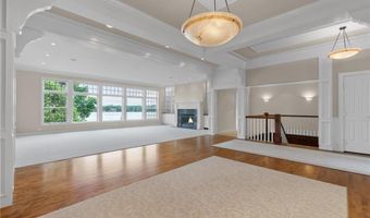 1505 Edgewater Ave, Arden Hills, MN 55112