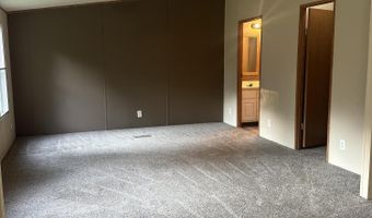 226 Fuller St, Blue Mountain, MS 38610