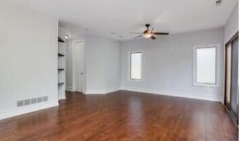 934 W Huron St, Ann Arbor, MI 48103