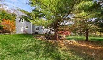 900 South Rd, East Greenwich, RI 02818