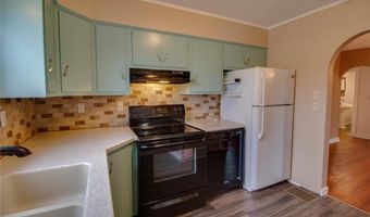 3505 Coronado Dr, Alton, IL 62002