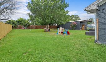 204 Lynch Dr, Alvord, TX 76225