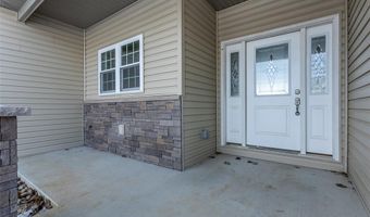 9 Fairway Ct, Alton, IL 62002