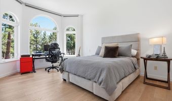3729 NW Summerfield Rd, Bend, OR 97703