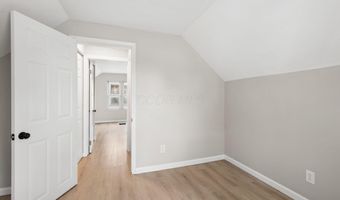 2622 Hiawatha St, Columbus, OH 43211