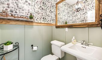 30 Packard Dr, Middletown, NJ 07748