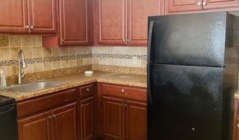 34 E 32ND St C8, Bayonne, NJ 07002