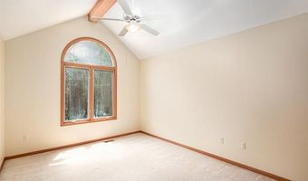 6365 Hayfield Ln, Almont, MI 48003
