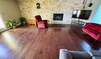 30 N Division St, Cowley, WY 82420