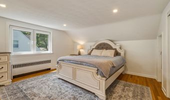 37 Cawley St, Bristol, CT 06010