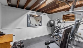 30 Middle Rd, East Greenwich, RI 02818