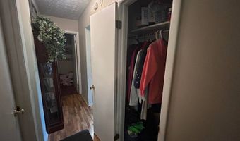 2027 Booth Quillen Rd, Ashland, KY 41102