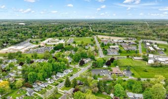 905 Sheffield Ave St, Adrian, MI 49221