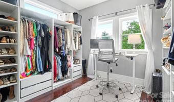 904 36th St, Charlotte, NC 28205
