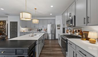 4252 Lauder Rd, Bargersville, IN 46106