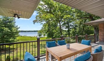 39081 N Sheridan Rd, Antioch, IL 60002