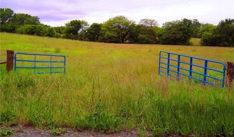 NW Waldo Road, Amity, MO 64422