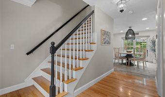 130 Plain Rd, North Kingstown, RI 02852