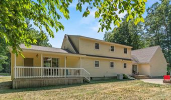 29 Maple Dr, Bedford, NH 03110