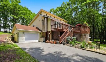17 Basswood Ct, Albrightsville, PA 18210