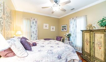 1403 River Pointe Dr, Albany, GA 31701