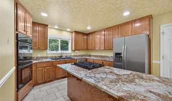 97 Cullen Hills Dr, Bella Vista, AR 72715