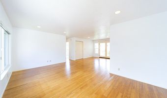 955 KUKUAU St, Hilo, HI 96720