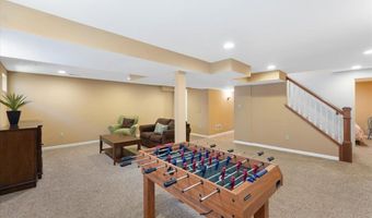 1008 Westrun Dr, Ballwin, MO 63021