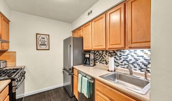 26 Glenview Dr 26, Cromwell, CT 06416