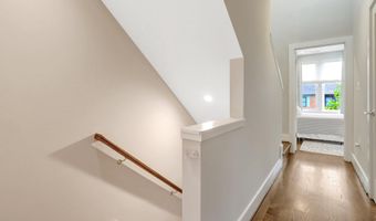 601 SLADE Ct, Alexandria, VA 22314