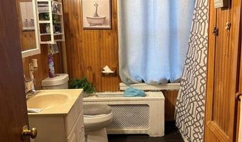 747 N Railroad St, Allentown, PA 18102