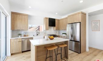 542 N Serrano Ave, Los Angeles, CA 90004