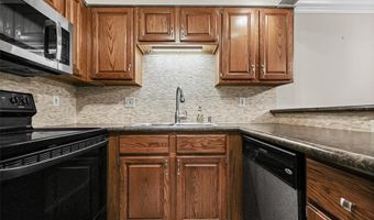 1333 Prospect Village Ln A, Ballwin, MO 63021