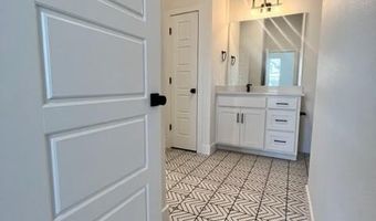 6207 SW Luna Ln, Bentonville, AR 72713