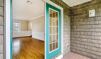 70 Turner St, Warwick, RI 02886
