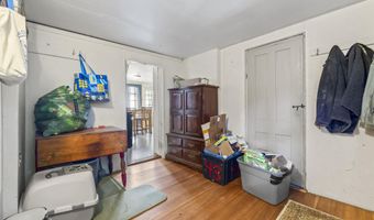 141 Centre St, Bath, ME 04530