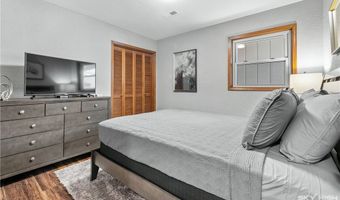 6 Connie Ln, Bella Vista, AR 72715