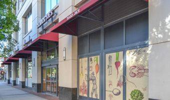 706 N CLEVELAND St, Arlington, VA 22201