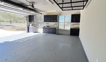 166 Big Oak Dr, Adkins, TX 78101