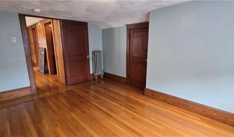 28 Crawford St, Cranston, RI 02910