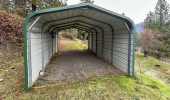 719 Viewpoint Rd, Ahsahka, ID 83520