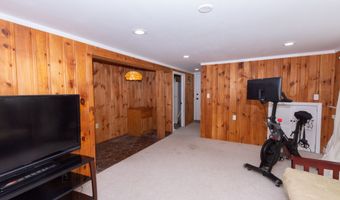 33 School Rd, Bolton, CT 06043
