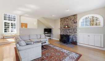 36 Puckerbrush Rd, Campton, NH 03223