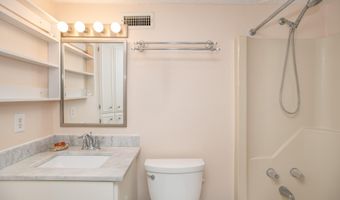 2305 W Fort Macon Rd 103, Atlantic Beach, NC 28512