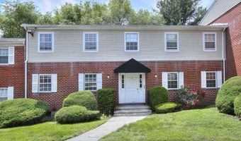 50 Greenhouse Rd 17A, Bridgeport, CT 06606