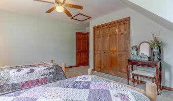 13633 U.S. 62, Ash Flat, AR 72513