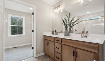 10476 Meyers Park Dr, Ashland, VA 23005
